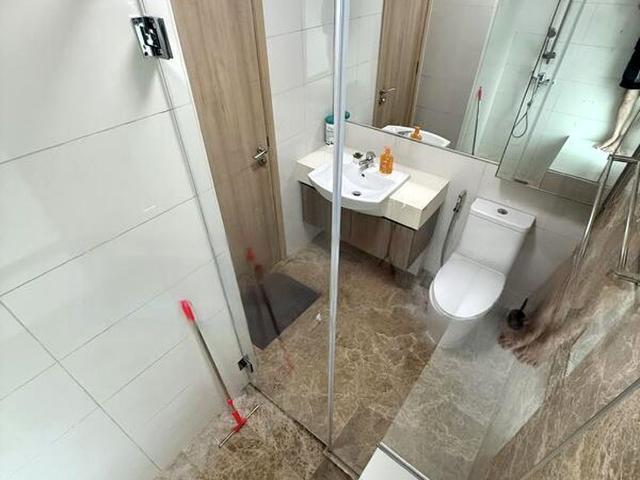 Caspian D22, Condominium