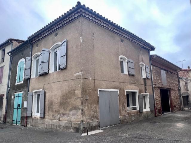 Casseneuil 47 Maison de village rénovée avec potentiel