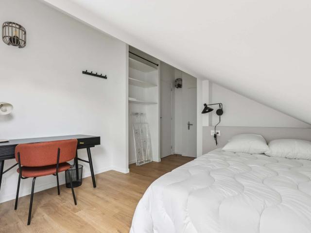 CASSINI logement 12 avec salle de bain et WC privatifs