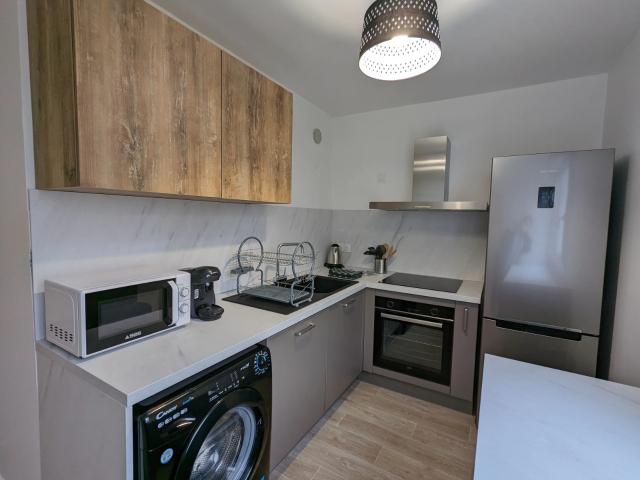Cassiopée ZADEO / N° 2 / 9 m² /