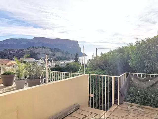 Cassis 13260 Achat / Vente appartement 2 pièces t2