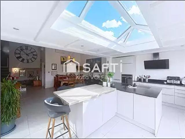 Cassis 13260 Achat / Vente maison 6 pièces t6 piscine terrasse