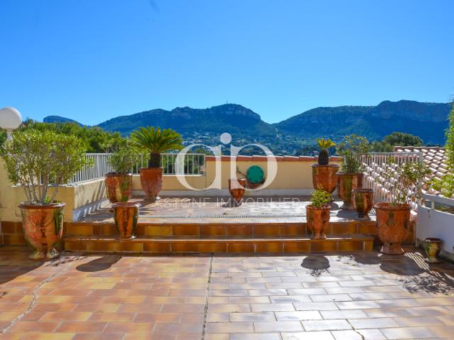 Cassis grandes terrasses