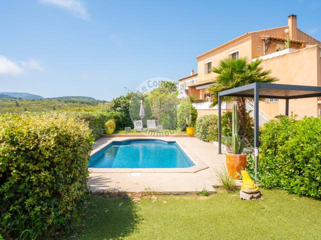 CASSIS: VILLA MEDITERRANEENNE AVEC VUE MER PANORAMIQUE