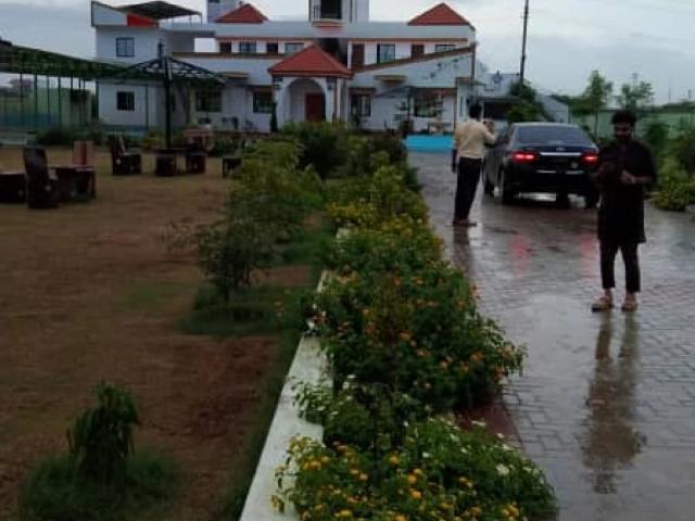 Cattle Farm 30 Lac 4000 Yards Main Road location Karachi Gadap Town ID 82294