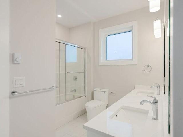 Catherine Mews Apartments 1 Bedroom Apartment for Rent at 710 Catherine St, Victoria, BC V9A 3T8 Victoria West