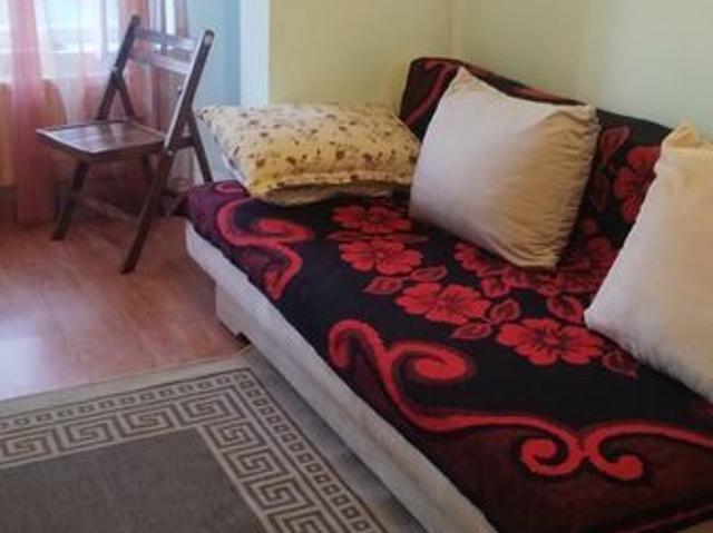 Caut colega apartament