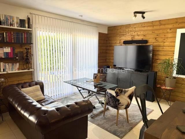 Caudebec lès Elbeuf 76320 Maison 81m2, 2 chambres, stationnement privatif, terrasse, DPE: D !
