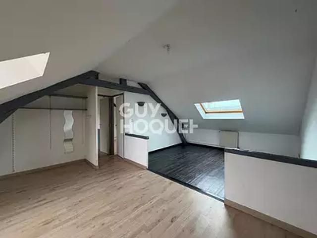 Caudebec lès Elbeuf 76320 Location appartement 2 pièces t2 au dernier étage
