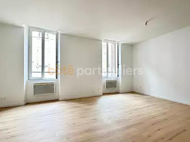 Caussade 82300 Location appartement 4 pièces t4 au dernier étage