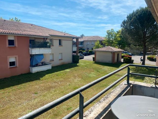 CAUSSADE T2 À proximité immédiate du lycée Claude Nogaro