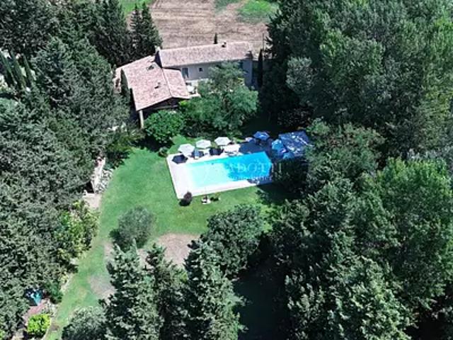 Cavaillon 84300 Achat / Vente maison 8 pièces t8 au dernier étage