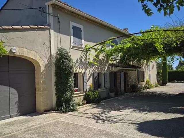 Cavaillon 84300 Achat / Vente maison 8 pièces t8 au dernier étage