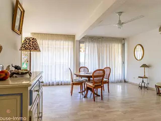 Cavalaire sur Mer 83240 Achat / Vente appartement 4 pièces t4 au dernier étage piscine