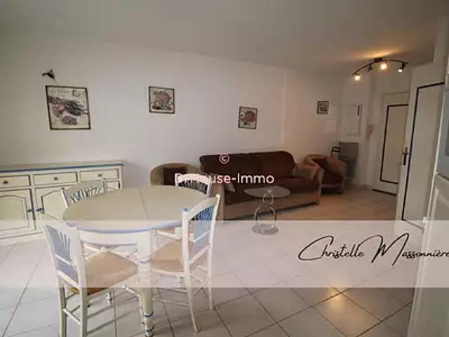 Cavalaire sur Mer 83240 Achat / Vente appartement 2 pièces t2 terrasse