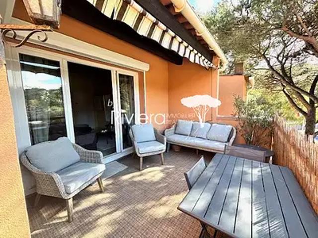 Cavalaire sur Mer 83240 Achat / Vente appartement 2 pièces t2 au dernier étage