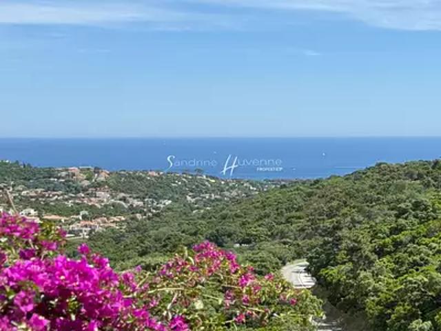 Cavalaire sur Mer 83240 Achat / Vente maison 5 pièces t5 parking