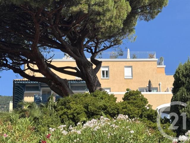 Cavalaire Sur Mer T4 exposé Sud Ouest au dernier étage avec. 88m² Cavalaire sur Mer