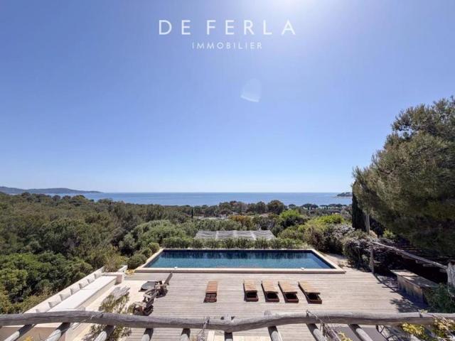Cavalaire sur Mer / La Croix Valmer – Villa Provençale contemporaine avec vue mer panoramique