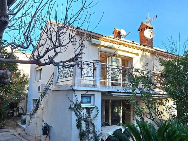 Cavalaire sur Mer – Maison de charme au calme absolu, à deux pas de la mer & du centre