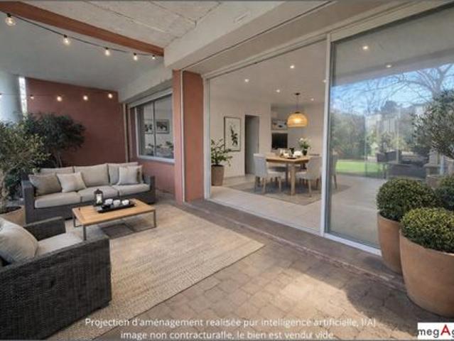 Cavalière – T2 avec parking à 200 m de la plage