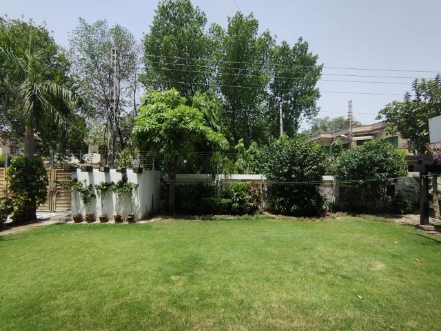 Cavalry Ground? 12 Marla Corner Plot Top Location Lahore DHA PHASE 1 ID 71210