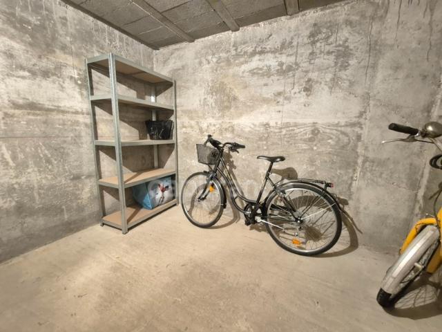 Cave et parking à vendre ROYAN 17