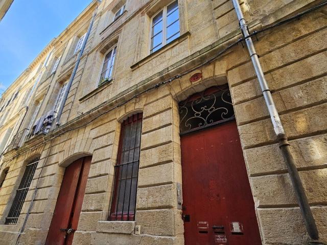 Cave voutée de 47 m² Bordeaux