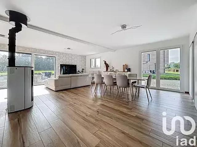 Cavigny 50620 Achat / Vente maison 8 pièces t8 parking