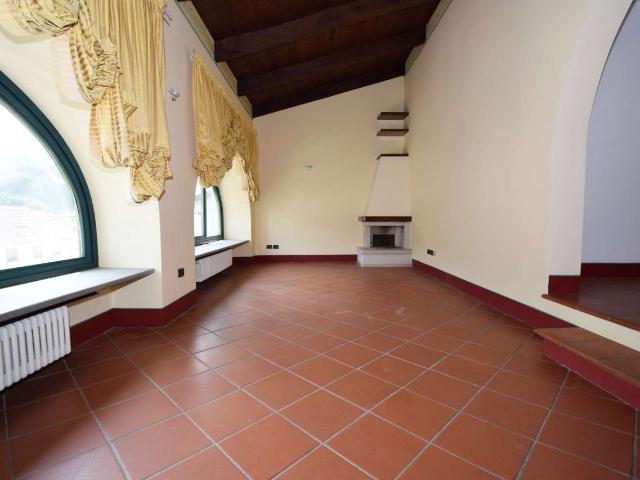 Cavour Quadrilocale ristrutturato con doppi servizi