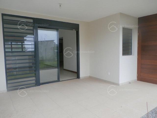 Cayenne, appartement T3 en RDC