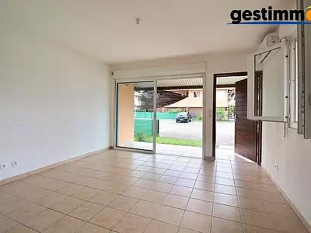 Cayenne 97300 Location appartement 1 pièce t1 terrasse
