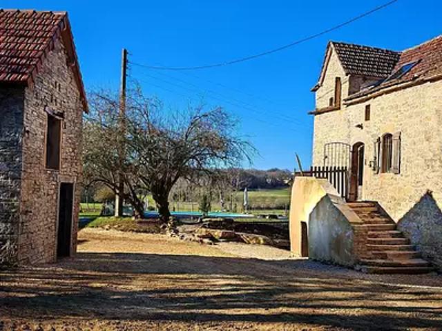 Caylus 82160 Achat / Vente maison 5 pièces t5 piscine terrasse