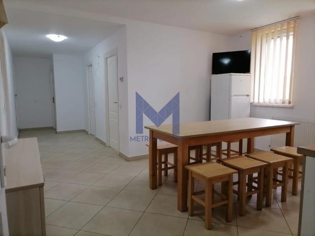 Cazare în vilă pentru echipe muncitori, cheltuieli incluse