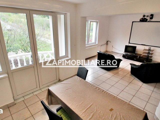 Cazare muncitori 10 camere,3 bucătării,5 băi,10.000 mp teren