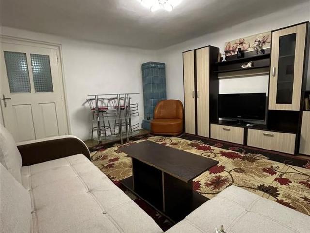 Cazare Munitori I Ultracentral I 75 MP l Capacitate 8 14 persoane