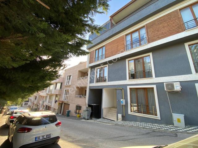 Cb Başrol'den Üçevler'de 100 M² Ebeveyn Banyolu Satılık 2+1 Daire