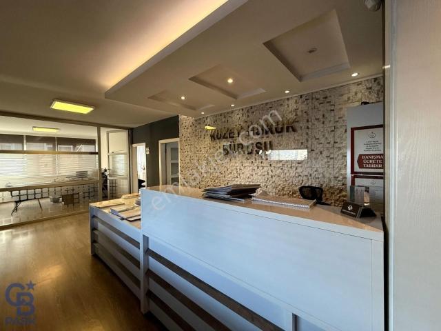 Cb Park Emre Genç Den 350 M2 Satılık Ofis Katı