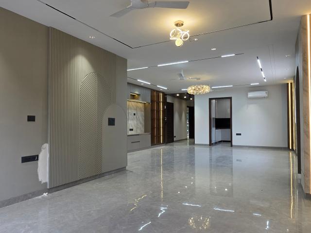 CGHS Group Hewo Apartments 4 Bedroom 2400 Sq. Ft. Apartment in Sector 56 Gurgaon Listing ID: #9663