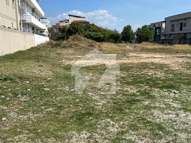 CDA E 11 Northern Strip Plot For Sale. Investor Rate