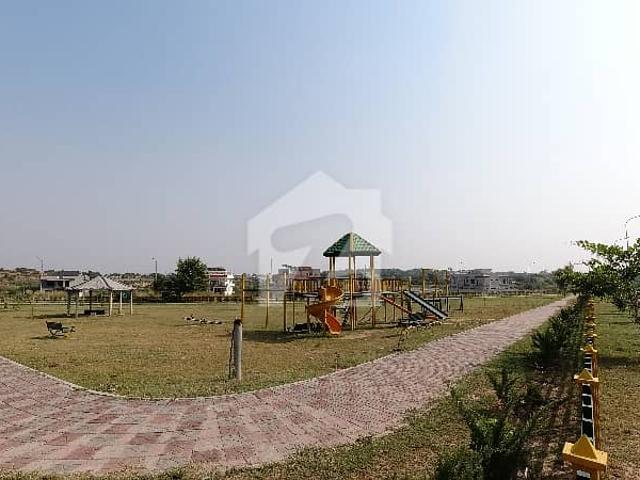 CDA Sector Park Enclave 2 50*90 500 Square Yards Plot For Sale