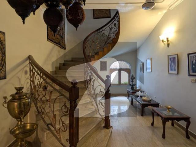 CDA Transfer Good Livable House Is For SALE In F 7