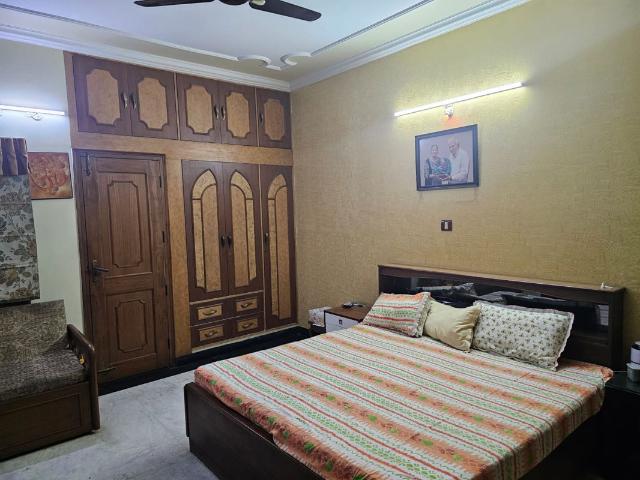 CDR Complex 2 Bedroom 112 Sq. Mt. Apartment in Sector 15 Noida Listing ID: #10054