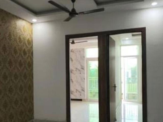 CDR Complex 2 Bedroom 112 Sq. Mt. Apartment in Sector 15 Noida Listing ID: #10024