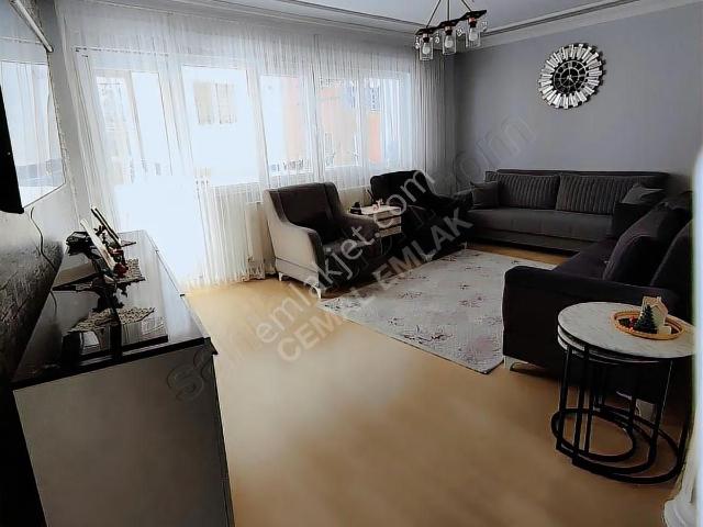 Cemal Emlak Bursa Yıldırım Beyazıt Cd 3+1 Bakımlı Ara Kat Geniş