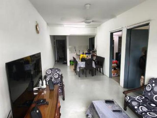 Cemara Affordable Flat For Sale 3 Rooms 2 Baths Good for Own Stay