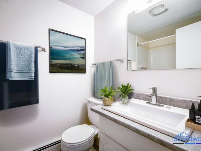Centennial South 2 Bedroom Apartment for Rent at 41 Munroe Pl, Regina, SK S4S 6A7 Hillsdale