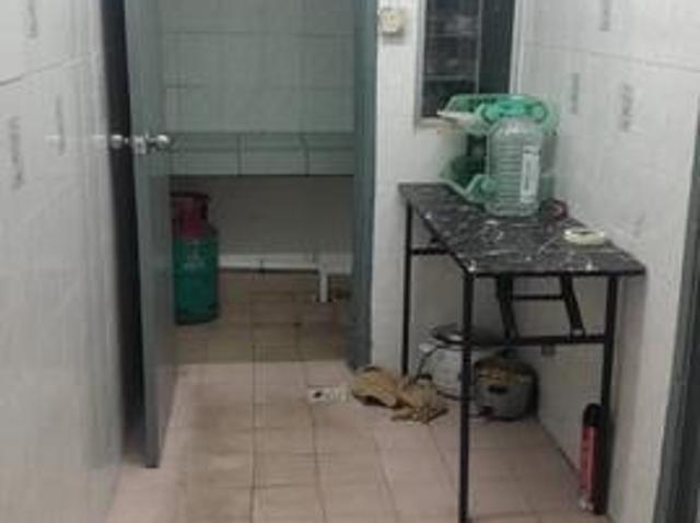 Centerpoint Apartment Taman Industri Bolton Batu Caves Selangor