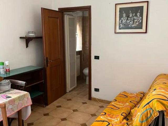 CENTOCELLE TEANO TRILOCALE ARREDATO INGRESSO INDiP