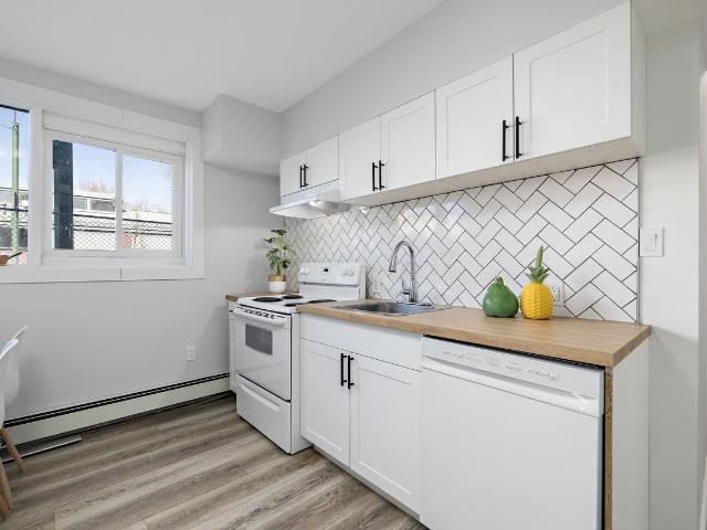 Centro 1 by Suncap 2 Bedroom Apartment for Rent at 10207 107 Ave Nw, Edmonton, AB T5H 0V6 Central McDougall